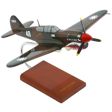 Mastercraft Collection Curtiss P40E Warhawk Model Scale132