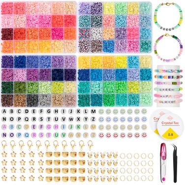 QYjinlida 9980pcs Clay Beads for Bracelet Making Kit 96 Colors Flat Round Polymer Clay Beads with Letter Beads for Jewelry Necklace Making Preppy Craft Gifts Charming Bracelet Making Kit for Girls