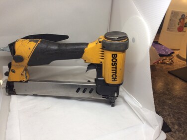 BOSTITCH 438S21 1Inch Wide Crown Construction Stapler