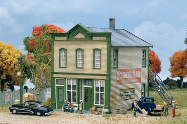 Walthers Cornerstone River Road Mercantile Train Medium