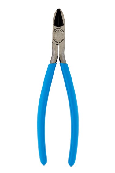 Channellock 758 75Inch Long Reach Diagonal Flush Cutting Plier Blue