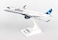 Daron SkyMarks jetBlue E190 1100 Blueberries Blue Jean Baby SKR851