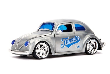 124 Jada 20  Vdubs  59 VW Beetle