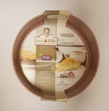 David Burke 9 Round Rose Gold Springform Pan with Air Flow Baking Technology