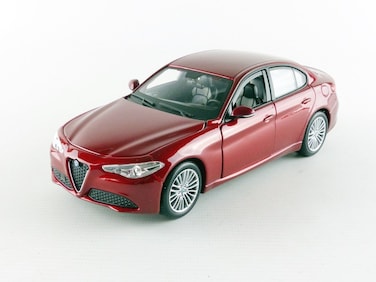 Bburago  21080bl AlfaRomeo Giulia  2016  Scale 1 24