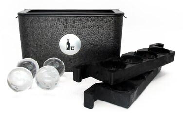 Wintersmiths Chest Clear Ice Tray 7 38H x 4 78W x 13 38L Black