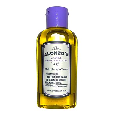 Alonzos Sensational Shave  Shaving Oil for Women 2 Oz Bottle AllNatural PreShave  After Shave Oil for Smooth Legs and Soft Bikini Area  Moisturizes  Calms Irritated Skin from Razor Burn