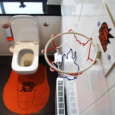 Thumbsup UK Slam Dunk Toilet Basketball Set