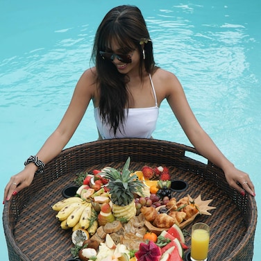 Floating Pool Tray Floating Serving Tray XLGE Round Swimming Pool Floats for Adults Spas  Pool Parties  Floating Tray for Pool Serving Drinks Floating Brunch Food on The Water