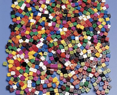 School Specialty Interlocking Centimeter Cubes  1000 Pieces