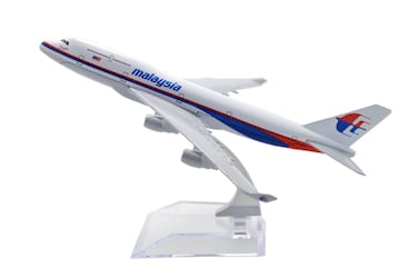 TANG DYNASTYTM 1400 16cm B747 Malaysia Airlines Metal Airplane Model Plane Toy Plane Model