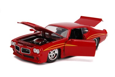 Bigtime Muscle 124 1971 Pontiac GTO Diecast Car Red Toys for Kids and Adults