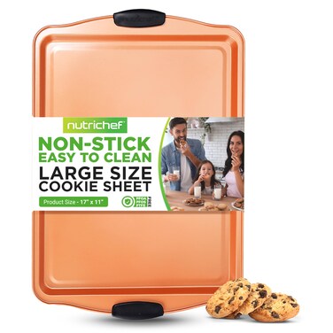 NutriChef Large Nonstick Cookie Sheet for Baking  17 x 11 Carbon Steel Kitchen Oven Baking Pan Premium Restaurant Grade Bakeware wBlack Silicone Handles  Easy to Clean Copper