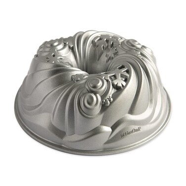 Nordic Ware Let It Snow Bundt Silver 10Cup Capacity