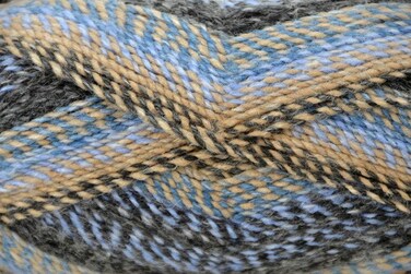 Universal Yarn  Major  Coastal 114