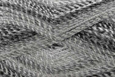 Universal Yarn  Major  Graphite 117