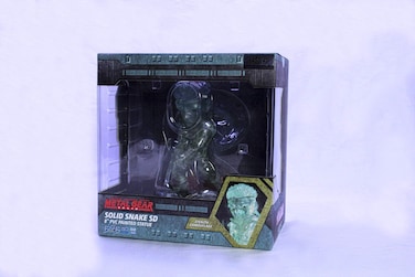 First 4 Figures Metal Gear Solid Snake Stealth Camouflage Statue