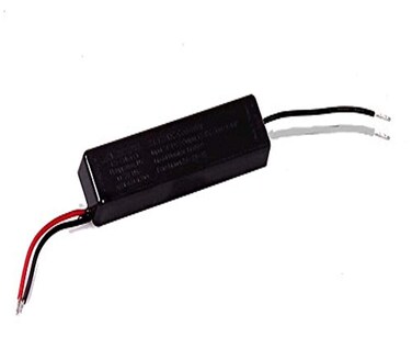 Maxxima M50909 24V to 12V StepDown Module
