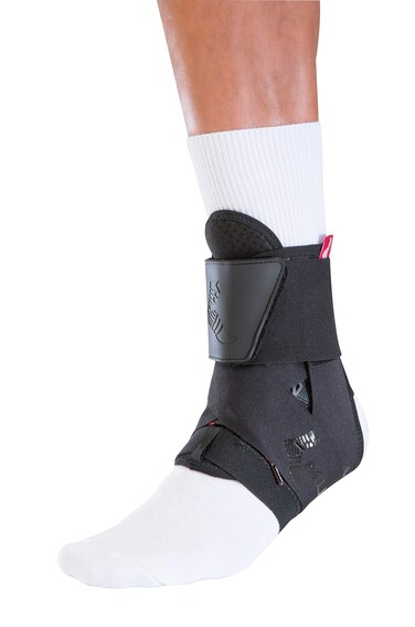 MUELLER Sports Medicine The One Ankle Brace Premium Ankle Pain Relief Support for Men and Women Ideal for Sprains Strains Arthritis Black Large