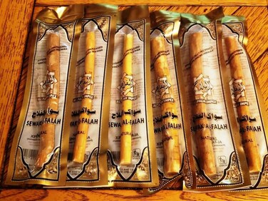 6 Al Falah Siwak Meswak Miswak Miswak Arak Peelu AlFalah Chewing Stick Natural Flavoured Organic Herbal Brush Teeth Cleaning Toothbrush Vacuum Sealed Whitening Breath Freshener Six Tooth Sticks
