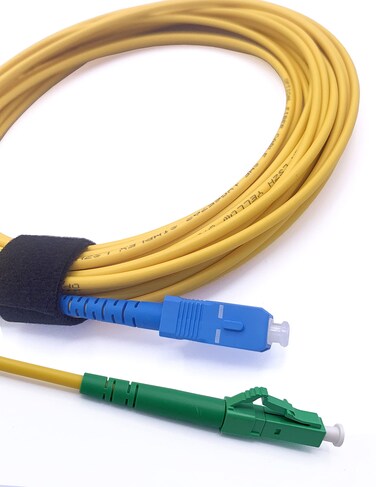 Elfcam  3 m Fibre Optic Cable LCAPC to SCUPC Plug Simple Singlemode 9125m OS2 Patch Cable Fibre Optic Cable LSZH 3M