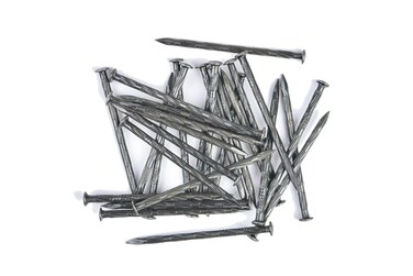S  39 inch 100 mm Length Fluted Hardened High Carbon Steel Point Tip Wall Masonry Concrete Black Nails 25 pcs