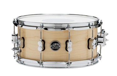WD DW Performance Series Snare Drum  65 Inches X 14 Inches Natural Lacquer