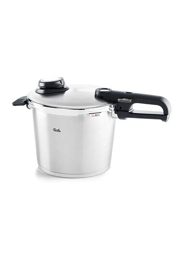 Fissler Vitavit Premium Pressure Cooker with Steamer Insert 6 L