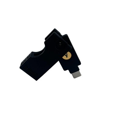 Designz3D Yubikey Protector Flip Case Keychain Holder 5 NFC  5C NFC Black 5C NFC