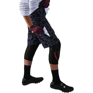 Troy Lee Designs Mischief Womens OffRoad BMX Cycling Shorts  Cheetah BlackLarge