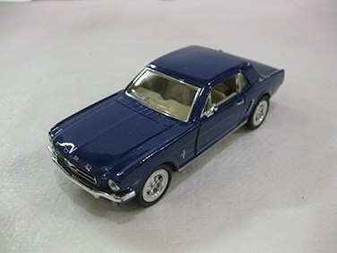 Kinsmart 1964 12 Ford Mustang In Blue Diecast 136 Scale