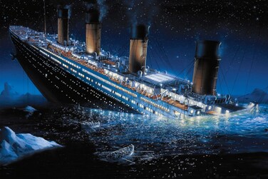 1000 Piece Wooden Jigsaw Puzzles for Adults Puzzle Children Elderly Family Sunken Titanic Ship Puzzle Game for ParentChild Art Decor DIY Toy Puzzle Gifts for Friend Women Man Large Size 75x50cm