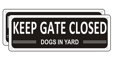 Please Close Gate Sign, (2 Pack) Keep Gate Closed Sign Dogs in Yard, 10" x 3.5" Metal Close Gate behind You Sign, Aluminum Keep Gate Shut Sign, Lock Gate Sign (Black)