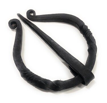 Hand Forged Penannular Brooch, Cloak/Scarf Pin Medieval Pin. Brooch. Viking Fibula Cloak Pin
