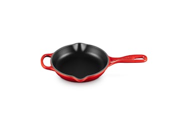 Le Creuset Enameled Cast Iron Signature Iron Handle Skillet, 6.33" (1/2 qt.), Cerise