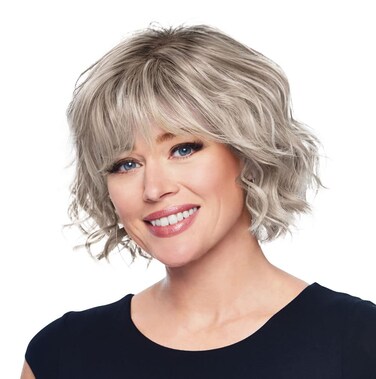 Hairuwear Hairdo Sweetly Waved Cropped Chin Length Soft Waves Wig, Average Cap Size, R56/60 Silver Mist