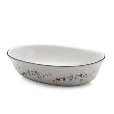Pfaltzgraff Winterberry Oval Vegetable Bowl, 1.5 quart, Assorted