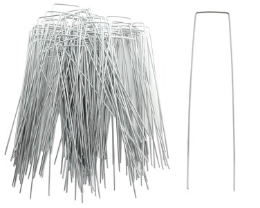 200 Pack 8 Inch Landscape Staples, Heavy Duty 11 Gauge Galvanized Steel Garden Stakes Staples Securing Pegs U-Shaped Pins for Securing Irrigation Tubing Fabric Weed Barrier Ground Sheets