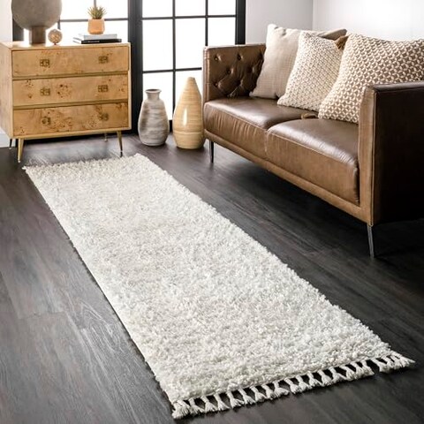 nuLOOM Neva Modern Tasseled Shag Runner Rug, 2&#39; 6&quot; x 6&#39;, Ivory