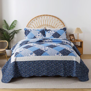 HoneiLife Quilt Set King Size - 3 Piece Microfiber Quilts Reversible Bedspreads Patchwork Coverlets Floral Bedding Set All Season Quilts with Blue and White Porcelain Pattern
