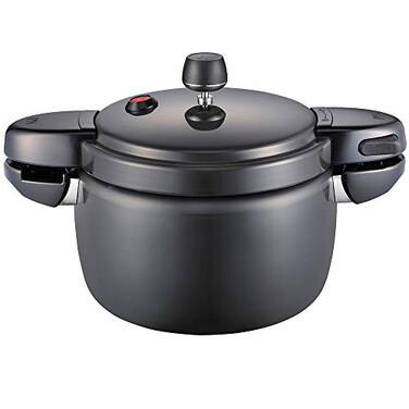 PN Poongnyun New Black Pearl Pressure Cookers (5.5 Liters / 10 Servings)