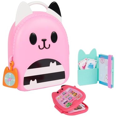 Gabby's Dollhouse, Gabby Girl On-The-Go Travel Set, Pretend Play Travel Toys, Toy Passport, Toy Phone and Compass Charm, Kids Toys for Girls &amp; Boys 3+