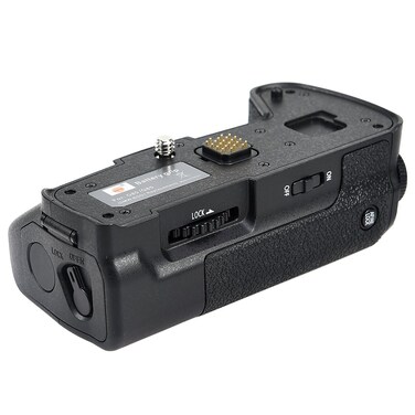 DSTE Replacement for Pro DMW-BGG1 DMWBGG1 Vertical Battery Grip Compatible Panasonic Lumix DMC-G80 DMC-G85 G80 G85 Digital Camera as DMW-BLC12
