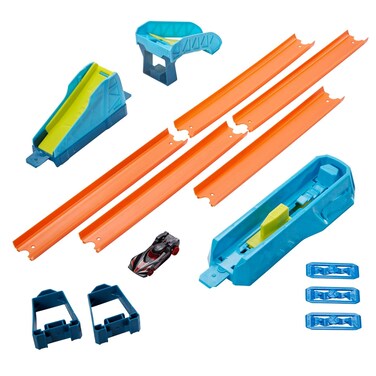 Hot Wheels Toy Car Set, Track Builder Unlimited Long Jump Pack, Playset with 13 Component Parts &amp; 1:64 Scale Vehicle