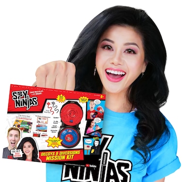 Spy Ninjas 11 Piece Decoys &amp; Diversions Mission Kit by Chad Wild Clay and Vy Qwaint, Multi
