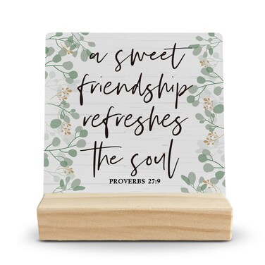 FUGWN Christian Desk Decor, Bible Verse Decor Wood Desk Sign, Friendship Gifts for Women Friends, A Sweet Friendship Refreshes the Soul Wooden Plaque with Wood Stand for Home Office Table Decor