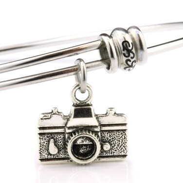 Emerald Park Jewelry Camera Bangle