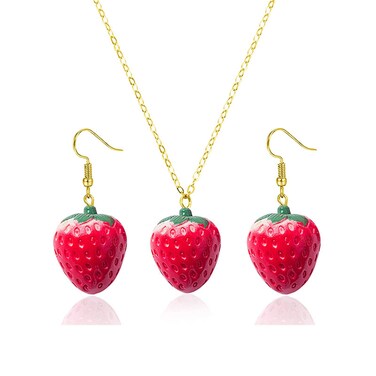 Dreuyet 3D Simulated Fruit Red Strawberry Necklace Earring Set for Women Sweet Fruit Charm Earrings Necklace Cute Food Fruit Strawberry Dangle Earrings (Gold)