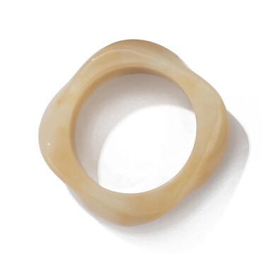 MIFYNN Chunky Transparent Acrylic Bangle Irregular Large Square Bangle Geometric Polygon Transparent Bangle Resin Plastic Candy Bangle Bracelet for Women (Beige)