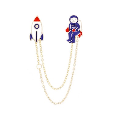 Astronaut And Rocket Enamel Pin Collect Cute Arts Metal Cartoon Brooch Backpack Clothes Collar Minimalism Lapel Badges Jewelry